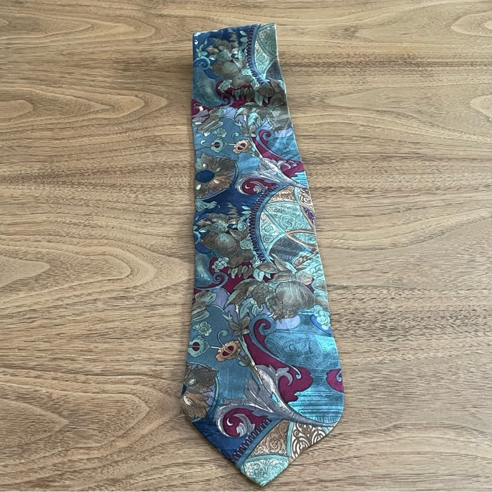EUC Paul Rodon couture silk tie